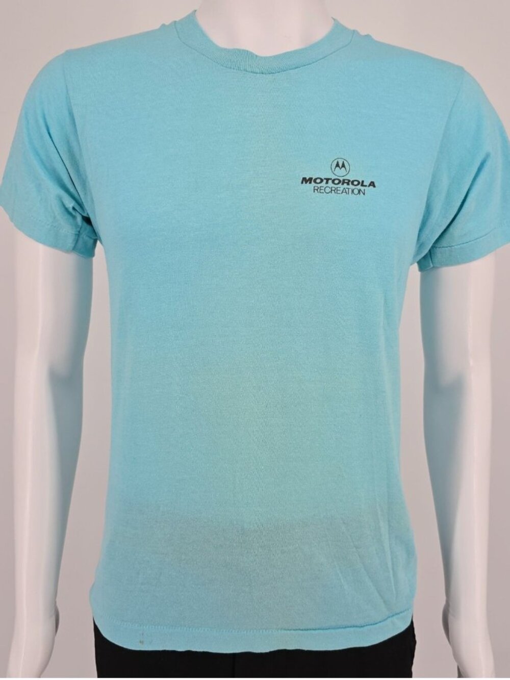 Vintage 1980s Screen Stars Blue Motorola Recreation Employee T-Shirt (S/M)